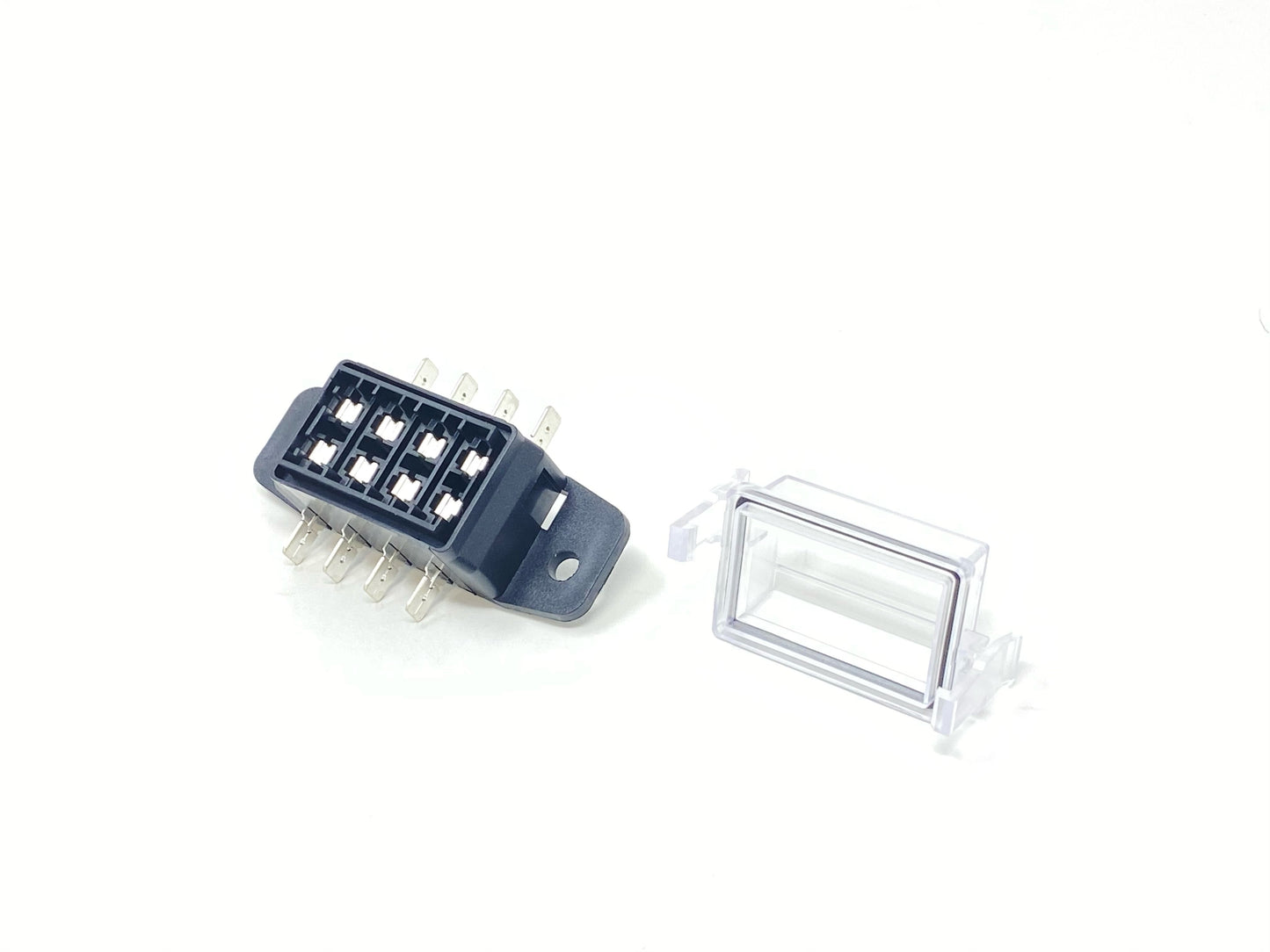 4 Blade Fuse Box (ATC/ATO) 12 Volt W/Cover 45 Amp 3 1/4 L x 1 5/8 W x 1 7/8 T